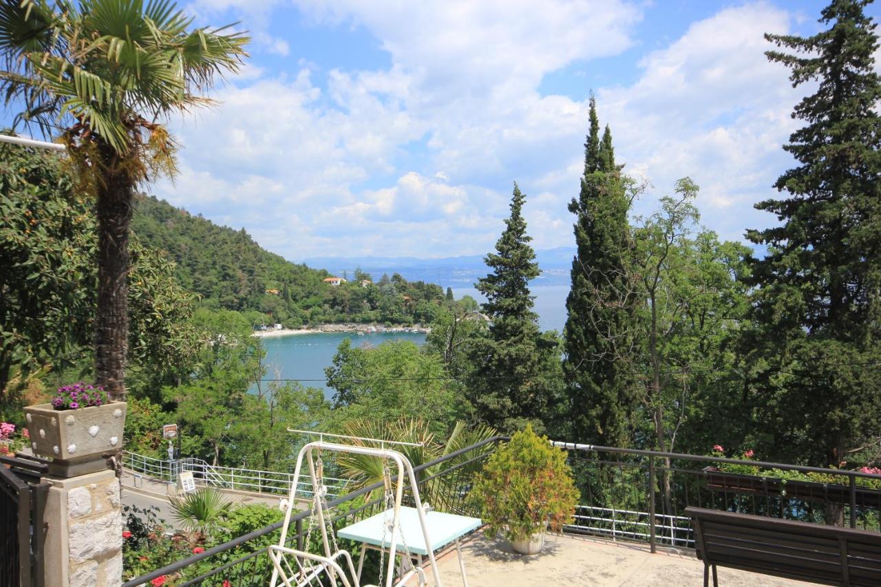 Apartments And Rooms By The Sea Medveja, Opatija - 2305 Lovran Exterior photo